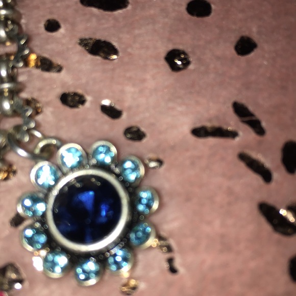 Necklace - Picture 6 of 7